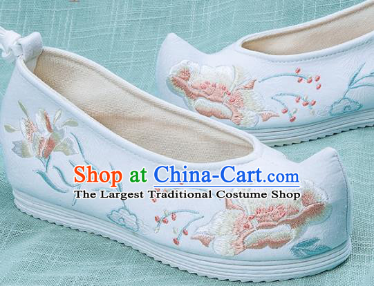 Chinese Traditional Embroidered Peony White Shoes Hanfu Cloth Shoes Handmade Ancient Princess Shoes for Women
