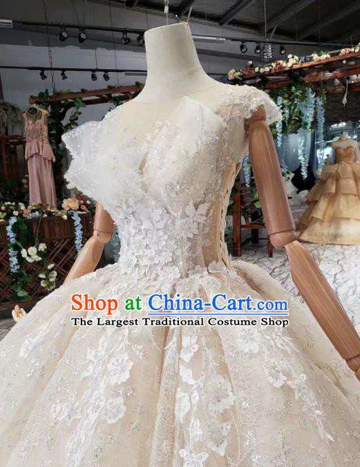 Top Grade Customize Bride Embroidered Flowers White Veil Trailing Full Dress Court Princess Wedding Costume for Women