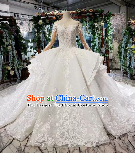 Top Grade Customize Bride Embroidered White Lace Trailing Full Dress Court Princess Wedding Costume for Women