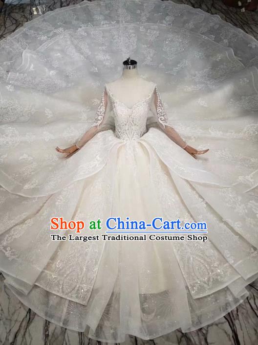 Handmade Customize Princess White Lace Wedding Mullet Dress Court Bride Embroidered Costume for Women