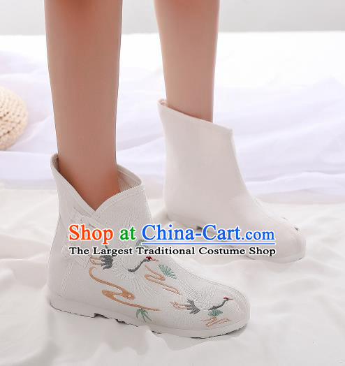 Asian Chinese Traditional Embroidered Crane White Boots Hanfu Shoes National Cloth Shoes for Women