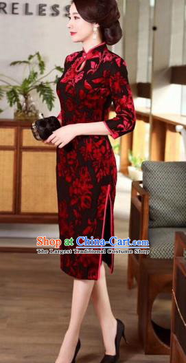 Chinese Traditional Qiapo Dress Velvet Cheongsam National Costumes for Women