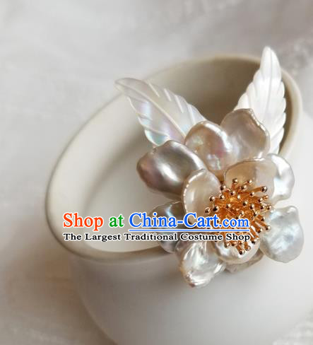 Chinese Classical White Shell Camellia Hair Clip Hanfu Hair Accessories Handmade Ancient Princess Hairpins for Women