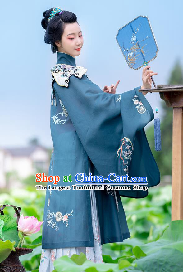 Chinese Ancient Patrician Woman Embroidered Navy Gown and Skirt Traditional Hanfu Dress Ming Dynasty Historical Costumes
