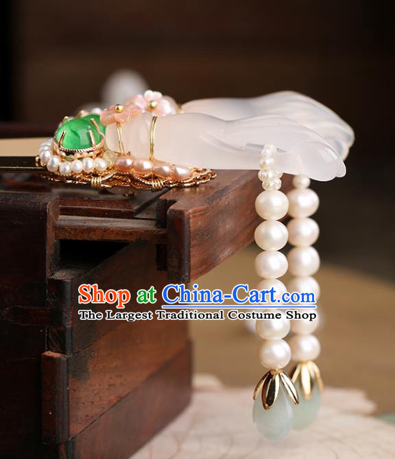 Chinese Classical Palace Jade Hair Stick Handmade Hanfu Hair Accessories Ancient Ming Dynasty Princess Pearls Tassel Hairpins