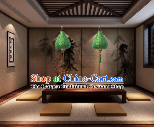 Chinese Traditional Pattern Green Silk Palace Lanterns Handmade Hanging Lantern Classical Festive New Year Onion Lamp