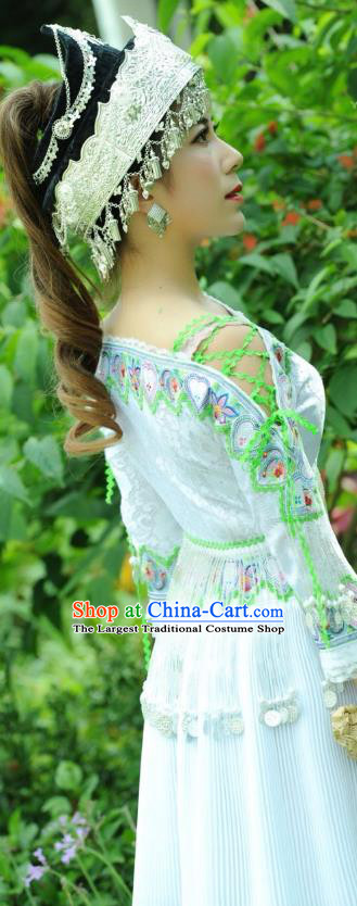 China Guangxi Yao Nationality Apparels Minority Folk Dance Clothing Ethnic Women White Short Dress and Hat