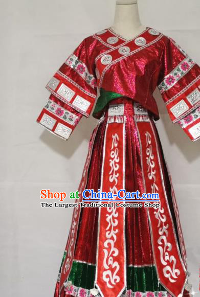 China Traditional Ethnic Stage Show Apparels Nationality Festival Clothing Miao Minority Embroidered Red Blouse and Skirt