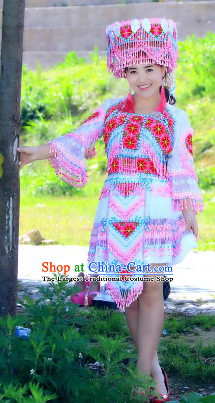 China Ethnic Female Apparels Yunnan Minority Folk Dance Blouse and Skirt with Hat Yao Nationality Travel Photography Clothing