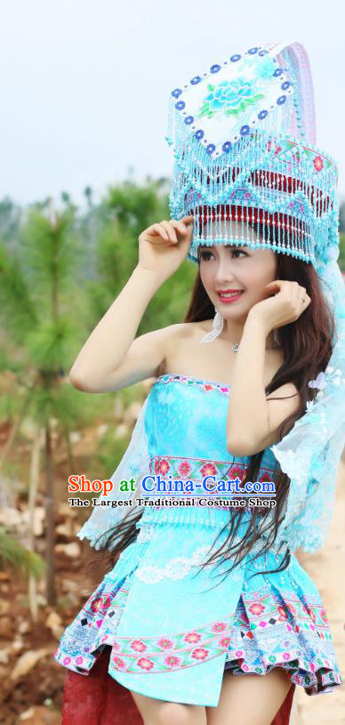China Ethnic Folk Dance Blue Short Dress Yunnan Miao Minority Dance Clothing Women Apparels and Hat