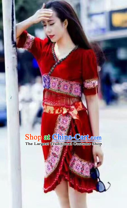 China Yunnan Miao Minority Clothing Folk Dance Apparels Ethnic Female Red Velvet Blouse and Skirt