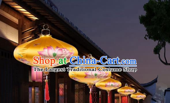 Handmade Chinese Printing Lotus Yellow Palace Lanterns Traditional New Year Lantern Classical Festival Silk Lamp