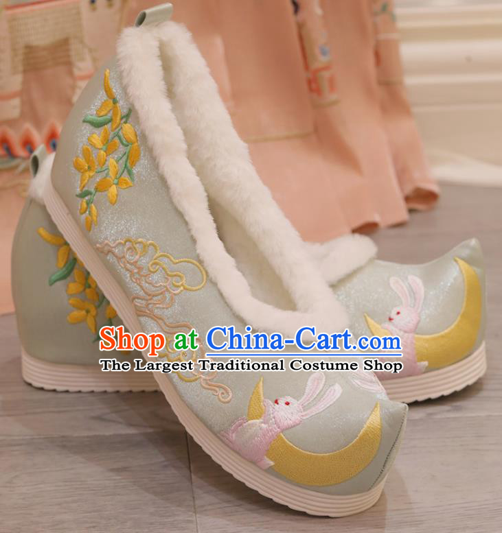 Handmade China Embroidered Moon Fragrans Rabbit Light Green Shoes Cloth Shoes Princess Shoes Hanfu Shoes Women Shoes
