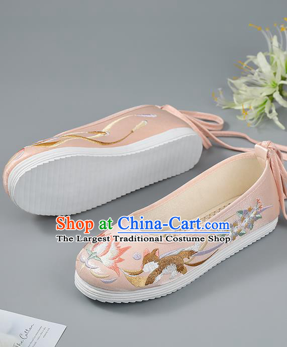 China Traditional Hanfu Shoes Ming Dynasty Princess Shoes Pink Cloth Shoes Embroidered Flowers Shoes