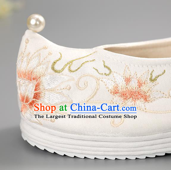 China Princess Shoes Ming Dynasty Shoes Traditional Hanfu Shoes Cloth Shoes Embroidered Shoes Pearls Shoes