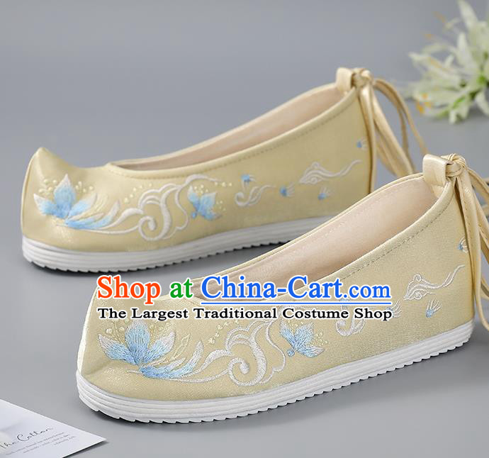 China Light Yellow Hanfu Shoes Handmade Cloth Shoes Ancient Princess Shoes Traditional Embroidered Shoes
