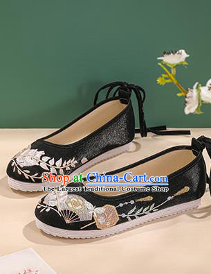 China Traditional Cloth Shoes Hanfu Shoes Handmade Princess Shoes Black Embroidered Shoes