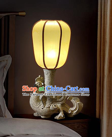 China Handmade Desk Lanterns Palace Lantern Traditional Home Decorations Stone Carving Vermilion Bird Table Lamp
