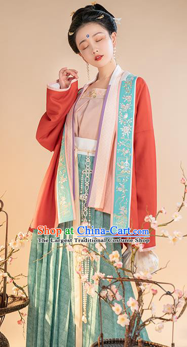 China Song Dynasty Historical Costumes Ancient Noble Lady Apparels Patrician Woman Clothing