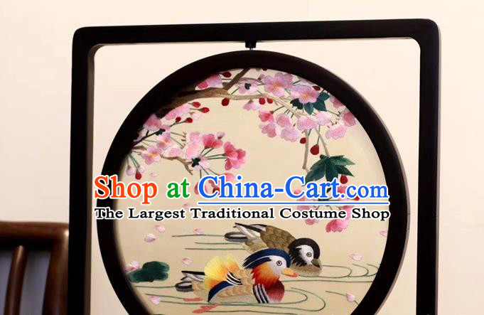 China Suzhou Embroidered Mandarin Duck Rosewood Desk Screen Embroidery Craft Handmade Table Ornament