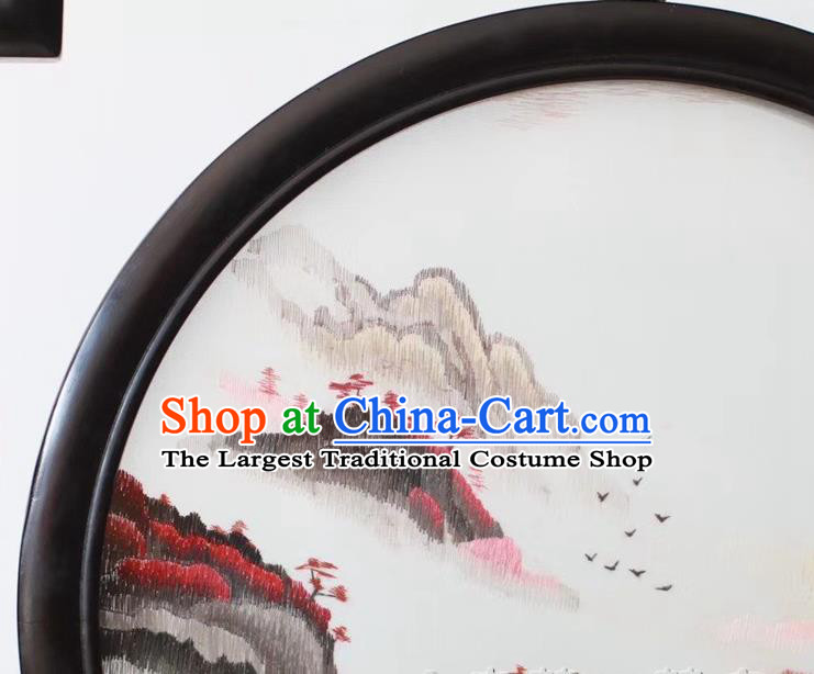 China Traditional Embroidery Ornaments Craft Handmade Suzhou Embroidered Byobu Screen Landscape Painting Desk Screen