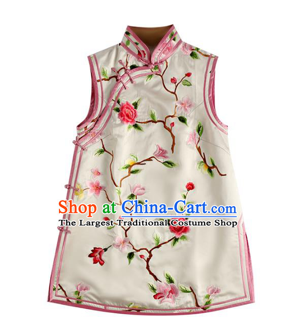 China Classical Embroidered White Silk Vest National Clothing Traditional Women Upper Outer Garment Waistcoat