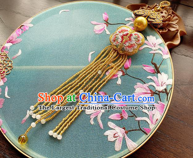 China Classical Cheongsam Yellow Beads Tassel Breastpin Accessories Traditional Embroidered Brooch