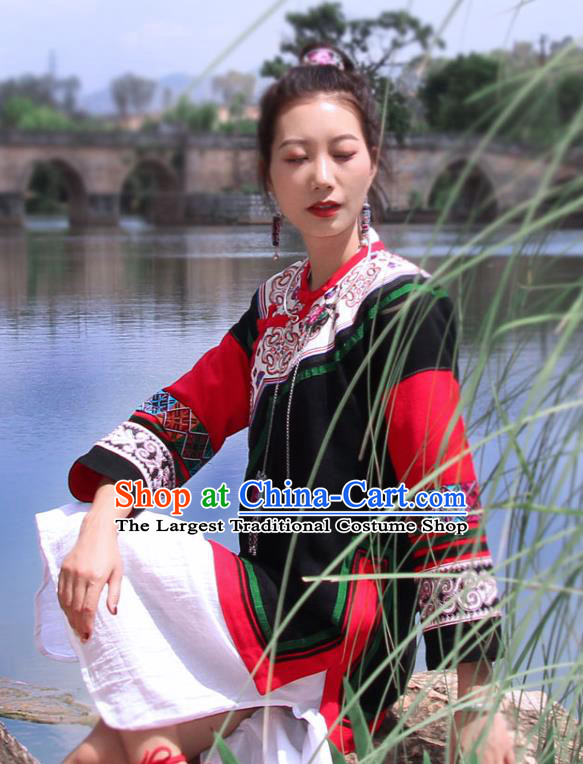 Chinese Embroidered Black Flax Jacket Tang Suit Outer Garment Yunnan National Costume