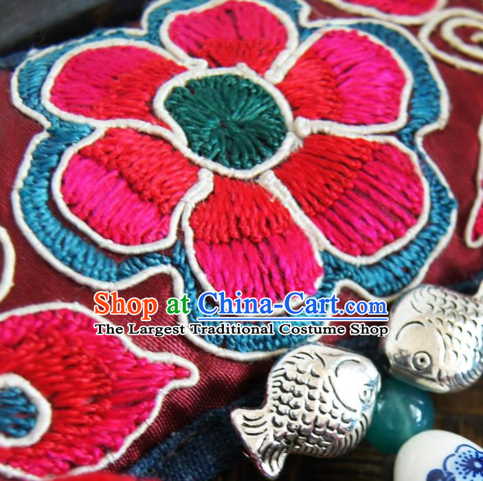 China Handmade National Embroidered Necklace Red Tassel Necklet Ethnic Women Accessories