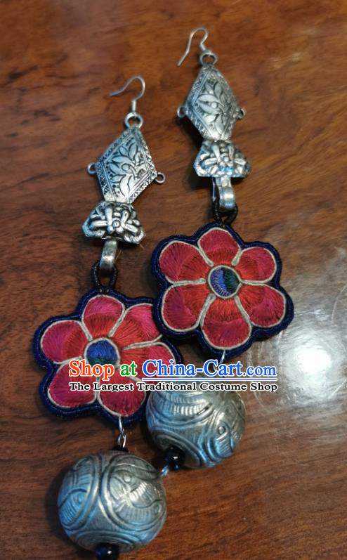 Traditional China Silver Jewelry Handmade Ear Accessories Ethnic Embroidered Rosy Flower Earrings for Women