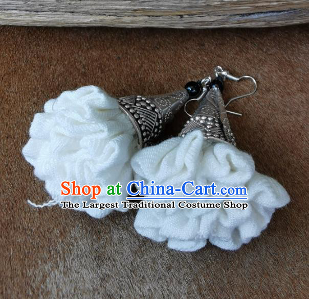 China Handmade White Flax Eardrop Traditional Miao Ethnic Earrings Silver Carving Accessories for Women