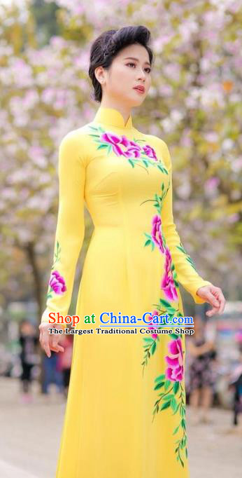 Asian Vietnam Classical Peony Pattern Ao Dai Qipao Traditional Vietnamese Cheongsam Costumes Yellow Dress and Loose Pants for Women