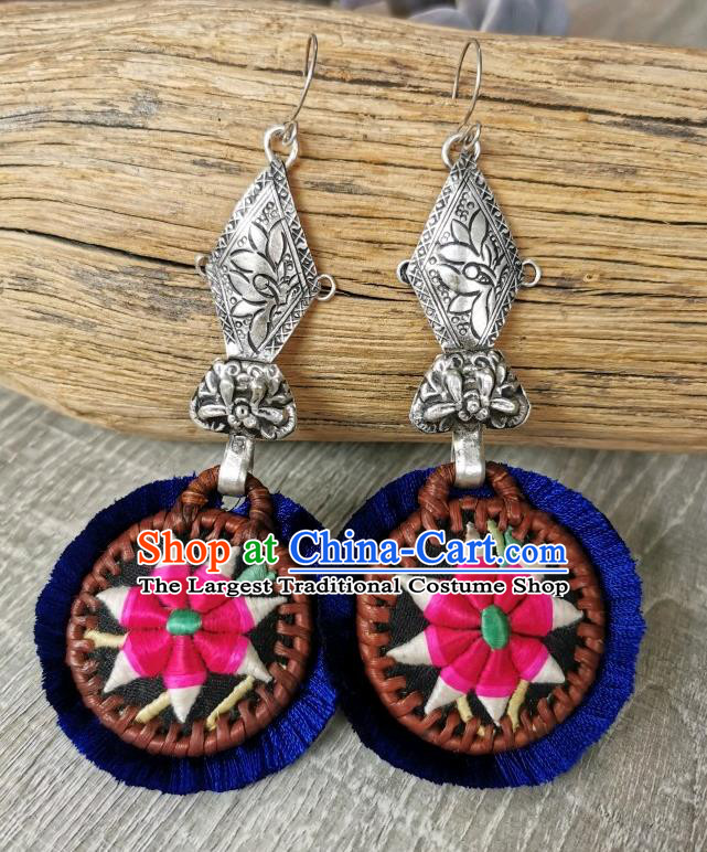 China Handmade Miao Ethnic Embroidered Flower Earrings Traditional National Silver Carving Lotus Ear Accessories