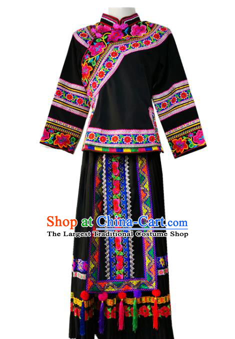 China Guizhou Puyi Ethnic Women Clothing Traditional Bouyei Nationality Folk Dance Black Blouse and Long Skirt with Hat