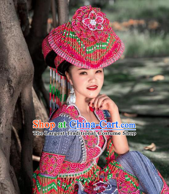 China Guangxi Yao Minority Clothing Top Quality Photography Yunnan Miao Ethnic Bride Dress with Headdress