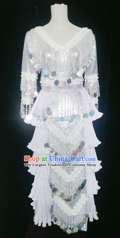 Ethnic Fashion China Miao Nationality Argent Sequins Clothing and Headwear Minority Women Folk Dance Costumes