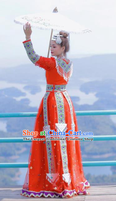 China Yunnan Nationality Red Blouse and Long Skirt Ethnic Women Fashion Miao Minority Bride Clothing