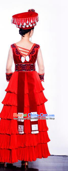 Miao Ethnic Folk Dance Red Dress China Yunnan Minority Clothing Travel Photography Costume with Headwear