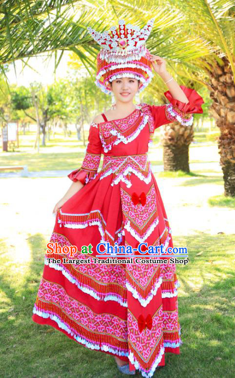China Traditional Ethnic Celebration Costume Miao Minority Nationality Festival Clothing with Headpiece
