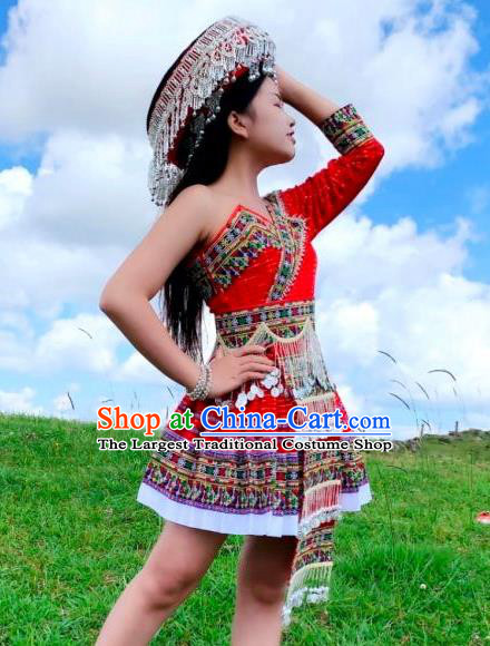 China Tourist Attraction Stage Show Red Short Dress Photography Clothing Traditional Miao Minority Women Costumes and Headwear