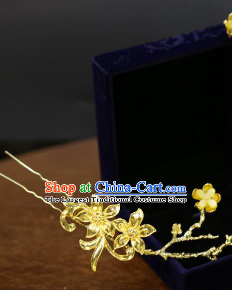 Chinese Wedding Golden Plum Hairpin Traditional Classical Hair Accessories Xiuhe Suit Hair Clasp