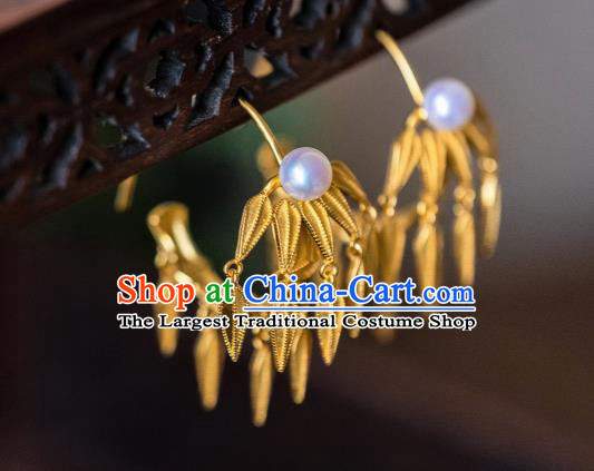 China Traditional Ancient Court Bamboo Leaf Ear Jewelry Ming Dynasty Empress Gilding Pearl Earrings
