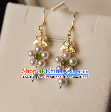 China Ancient Empress Pearls Ear Jewelry Traditional Ming Dynasty Hanfu Chrysoprase Earrings