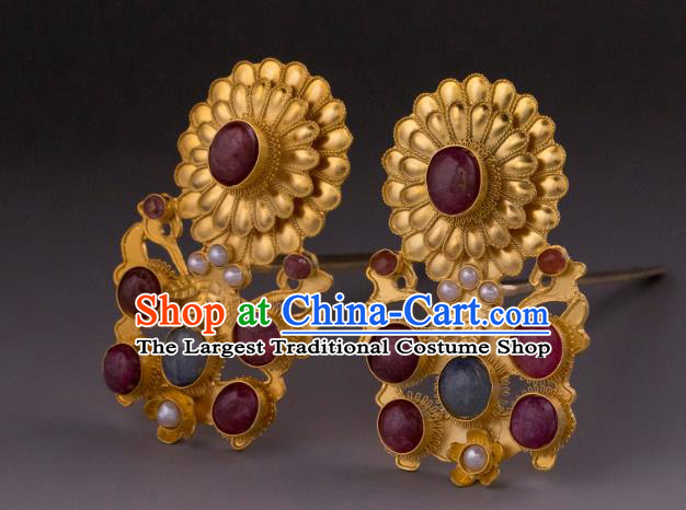 China Ancient Princess Golden Butterfly Flower Hairpin Handmade Hair Accessories Traditional Ming Dynasty Gems Hair Stick