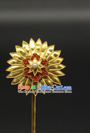 China Tang Dynasty Hair Stick Ancient Court Hair Accessories Traditional Handmade Golden Chrysanthemum Hairpin