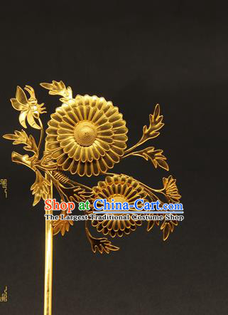 China Traditional Ming Dynasty Palace Hair Accessories Handmade Golden Flowers Hair Stick Ancient Imperial Empress Hairpin
