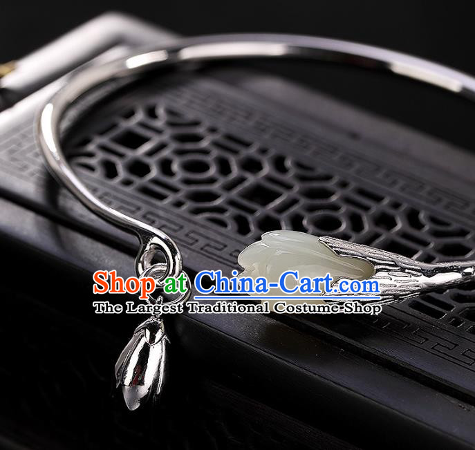 China Traditional National Accessories Silver Bracelet White Jade Mangnolia Bangle