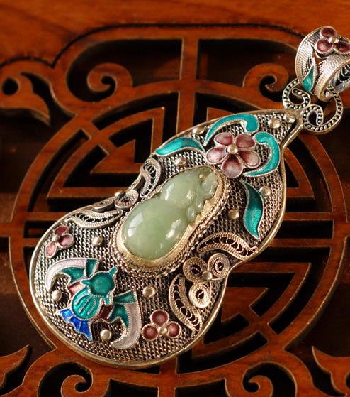 China Traditional National Jade Gourd Silver Jewelry Accessories Handmade Cloisonne Bat Necklace Pendant