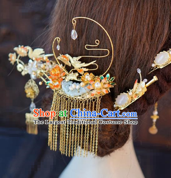 China Ancient Bride Jade Hair Crown Traditional Wedding Hair Accessories Hairpins Tassel Step Shake Full Set