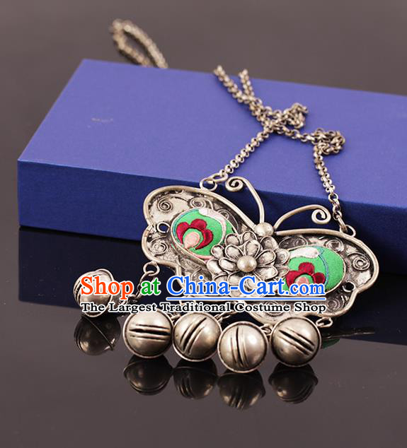 Chinese Traditional Miao Nationality Green Butterfly Necklace Handmade Ethnic Silver Necklet Accessories for Women